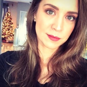 Meet your Posher, Jenn